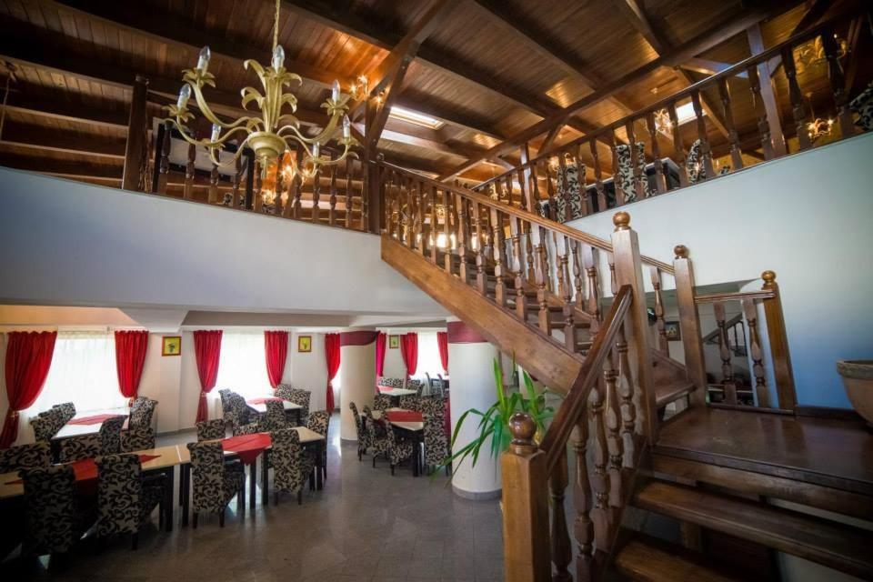 Hotel Gclub บราซา ภายนอก รูปภาพ